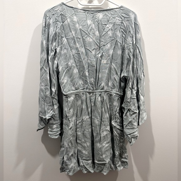 Green Dress with Front Tie - Picture 3 of 4